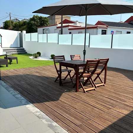 Perola Pestana *